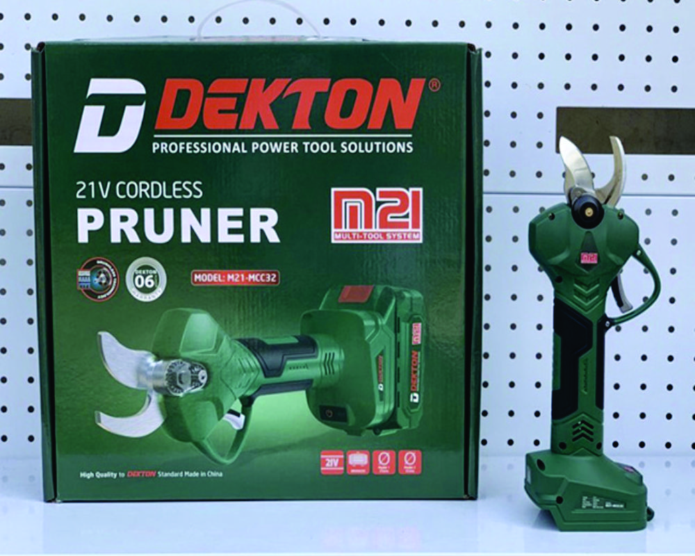 Máy cắt cành M21-MCC32